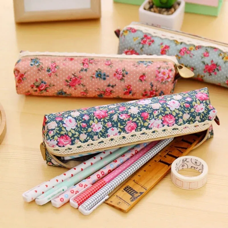 Flower & Laces pouches