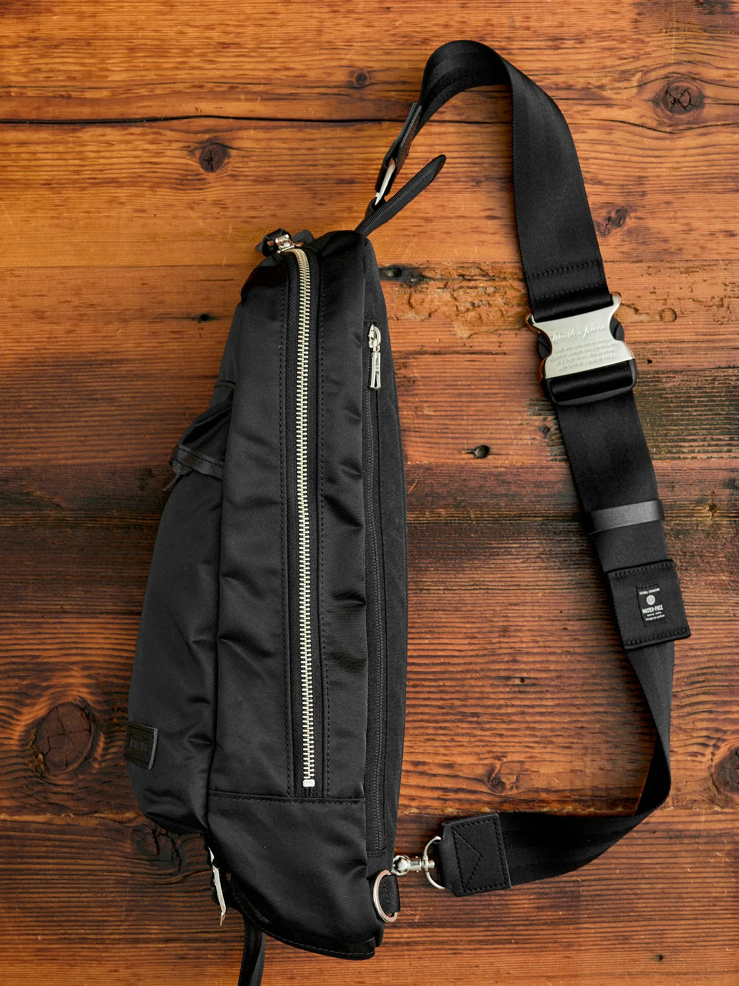 Lightning Shoulder Bag in Black