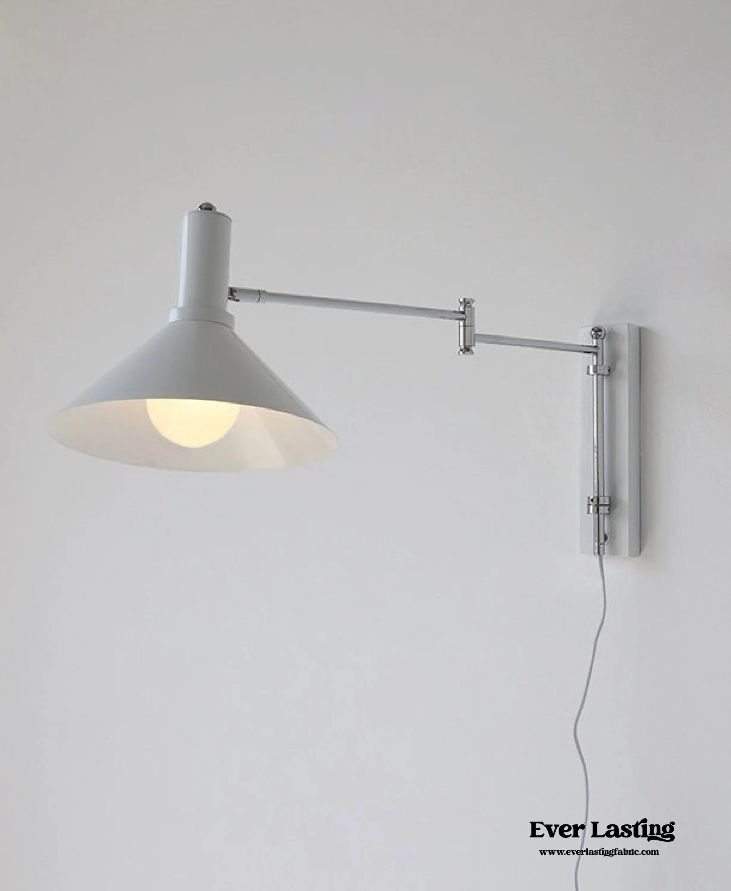 Minimal Foldable Metal Light / White