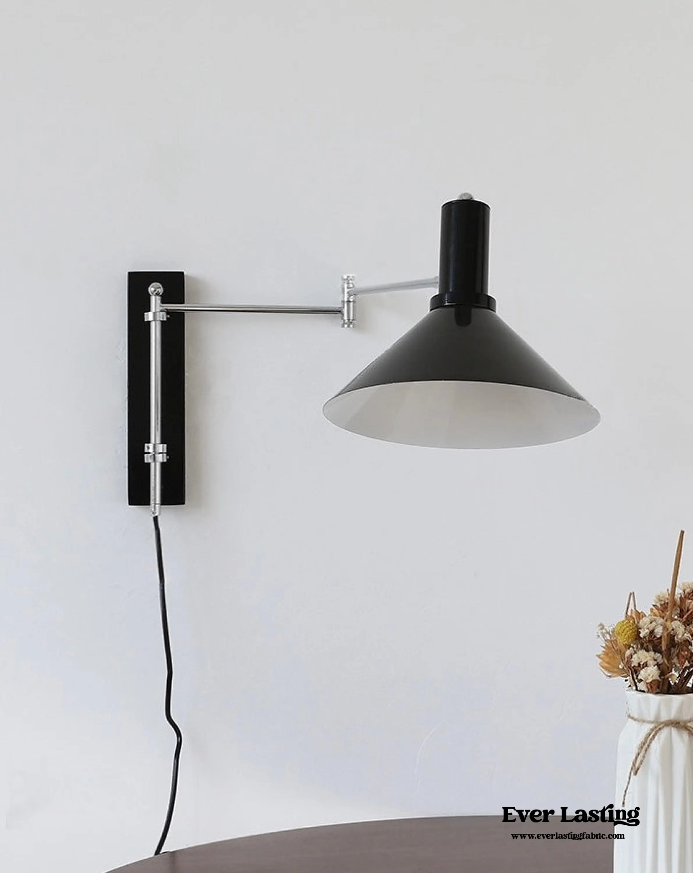 Minimal Foldable Metal Light / White