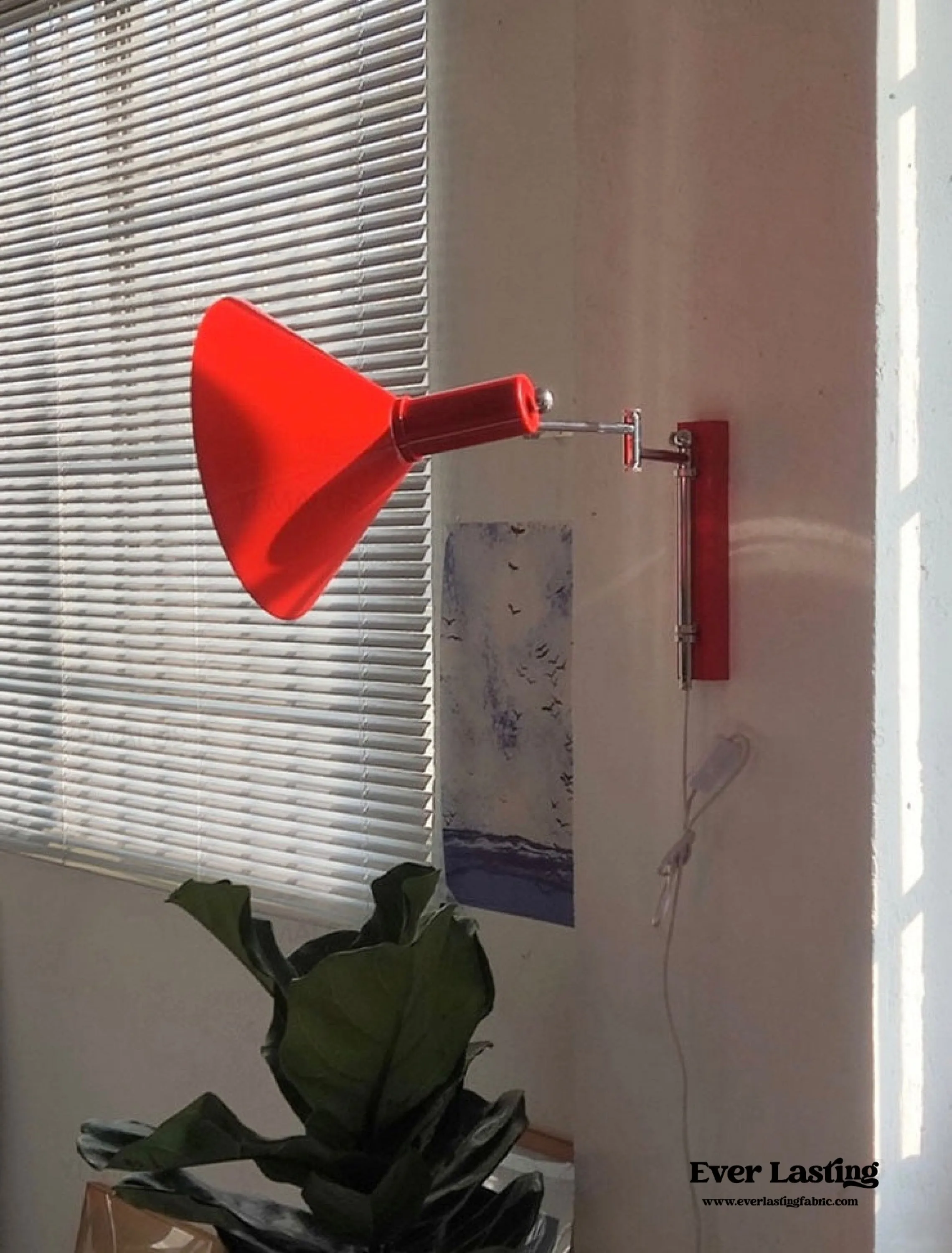 Minimal Foldable Metal Light / White